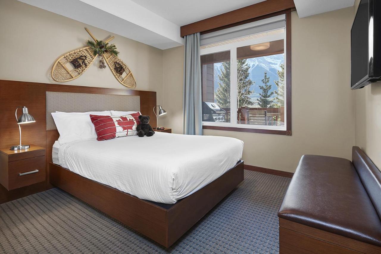 Вилла Mountain View Escape With Open Hot Tub, Views!! Канмор Экстерьер фото